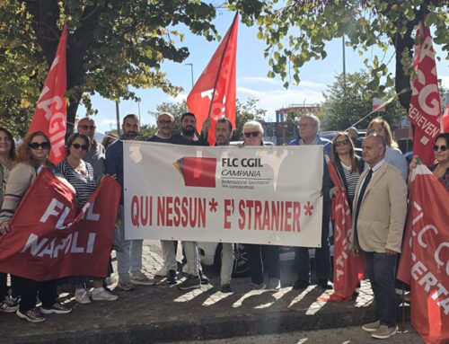 “Qui nessun* è stranier*”: a Napoli il presidio di Flc e Cgil Campania per una scuola inclusiva contro ogni forma di razzismo